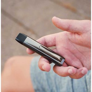 CCell Luster Pod Vape Pen lifestyle photo in hand