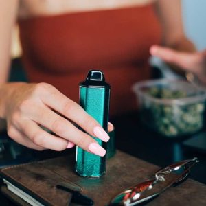 Xvape-Aria-Scarab-Green-Lifestyle