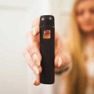 Releafy-Slice-Disposable-Battery-Lifestyle