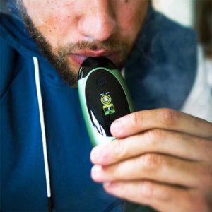 Yocan-Dubb-Dual-Oil-Cartridge-Vape-Battery-Lifestyle