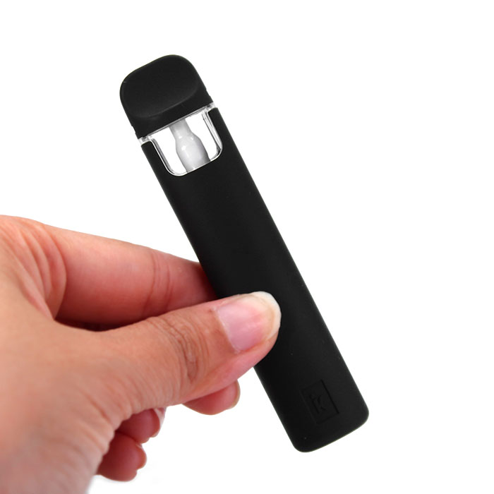 iKrusher-Nord-Pro-Oil-disposable-vape-pen-in-hand